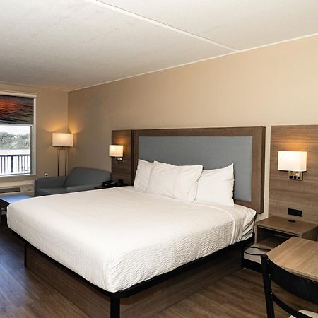 Baymont By Wyndham Corpus Christi Airport Hotel Exterior foto
