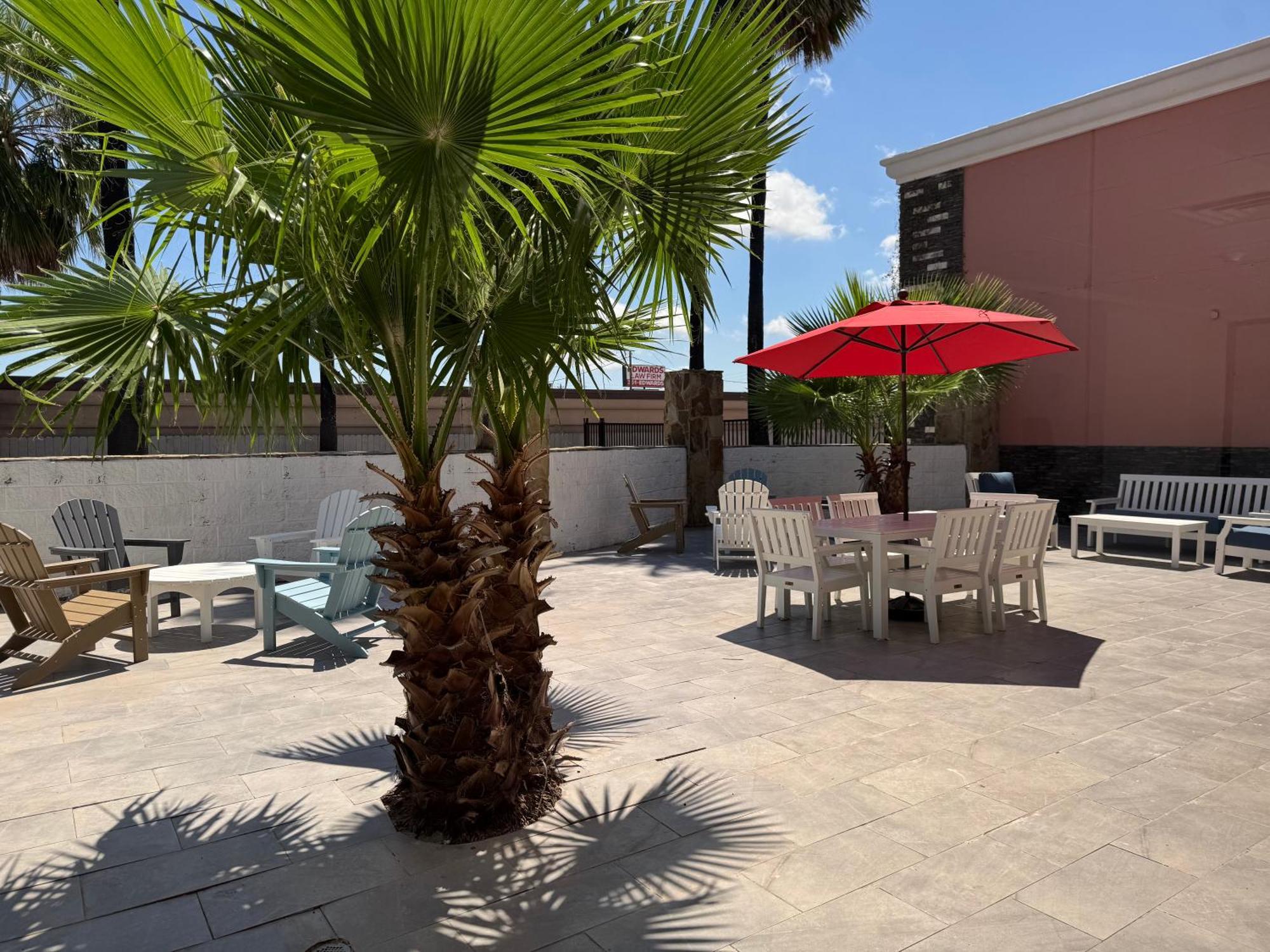 Baymont By Wyndham Corpus Christi Airport Hotel Exterior foto