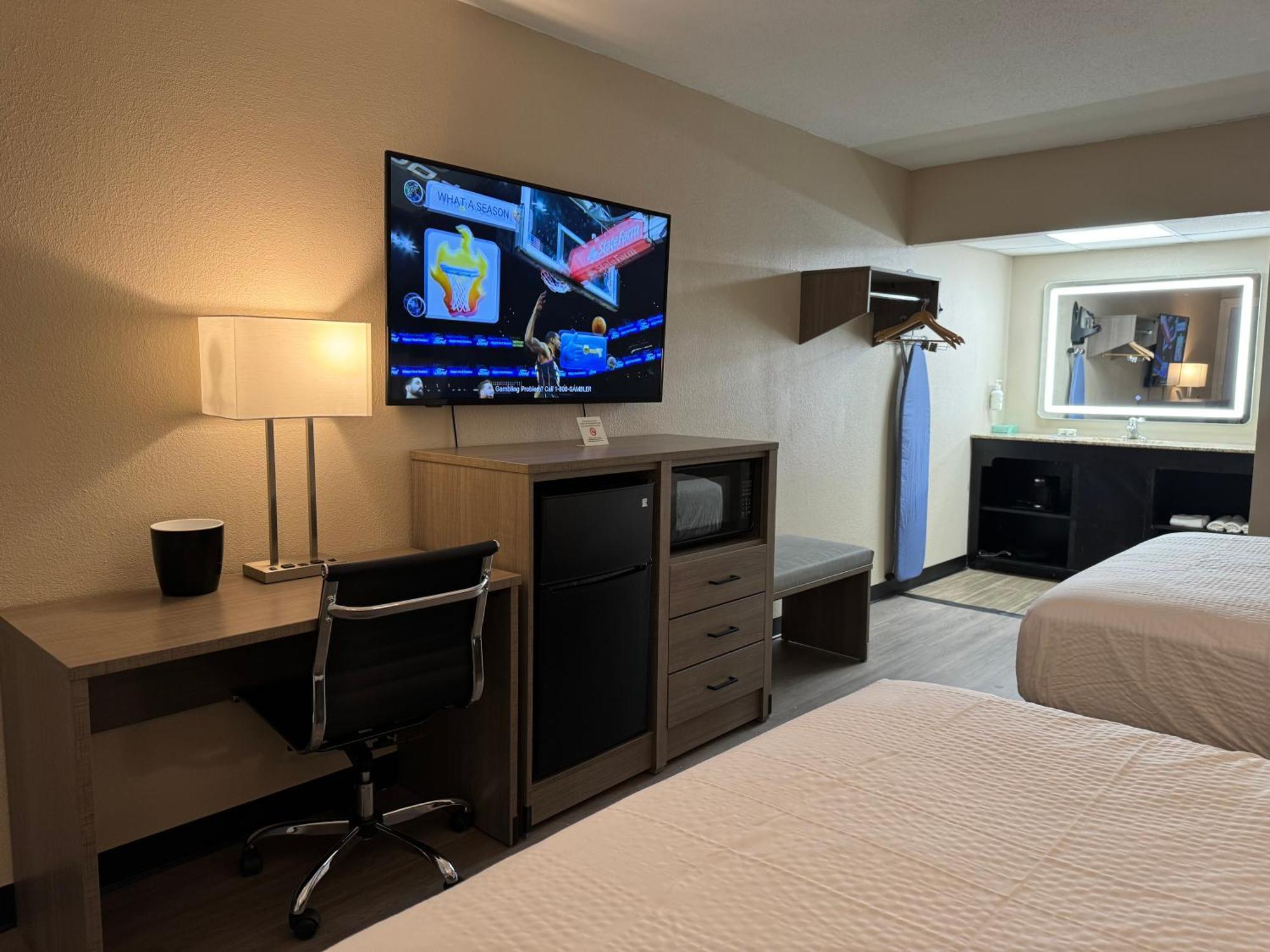 Baymont By Wyndham Corpus Christi Airport Hotel Exterior foto