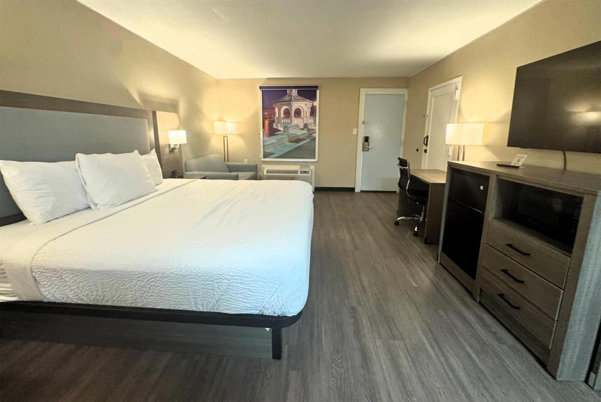 Baymont By Wyndham Corpus Christi Airport Hotel Exterior foto