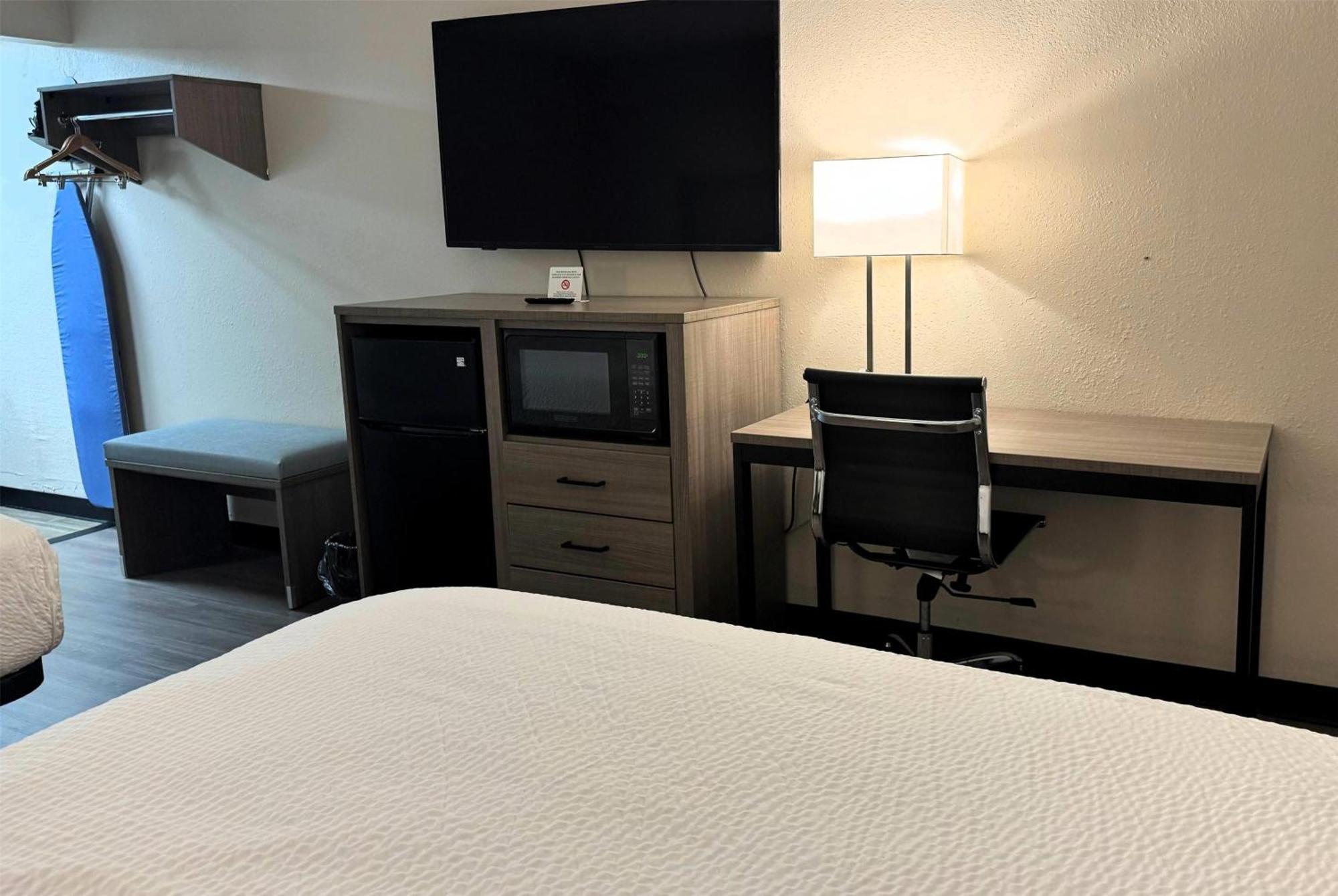 Baymont By Wyndham Corpus Christi Airport Hotel Exterior foto