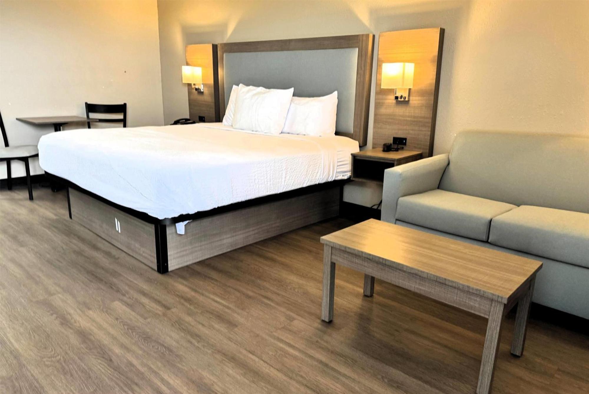 Baymont By Wyndham Corpus Christi Airport Hotel Exterior foto