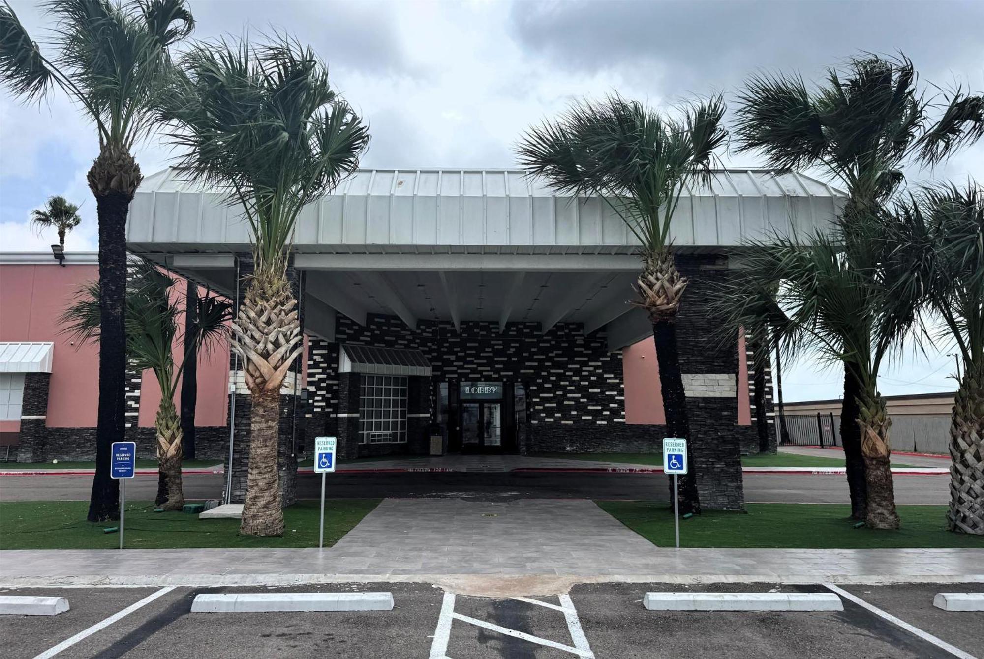 Baymont By Wyndham Corpus Christi Airport Hotel Exterior foto