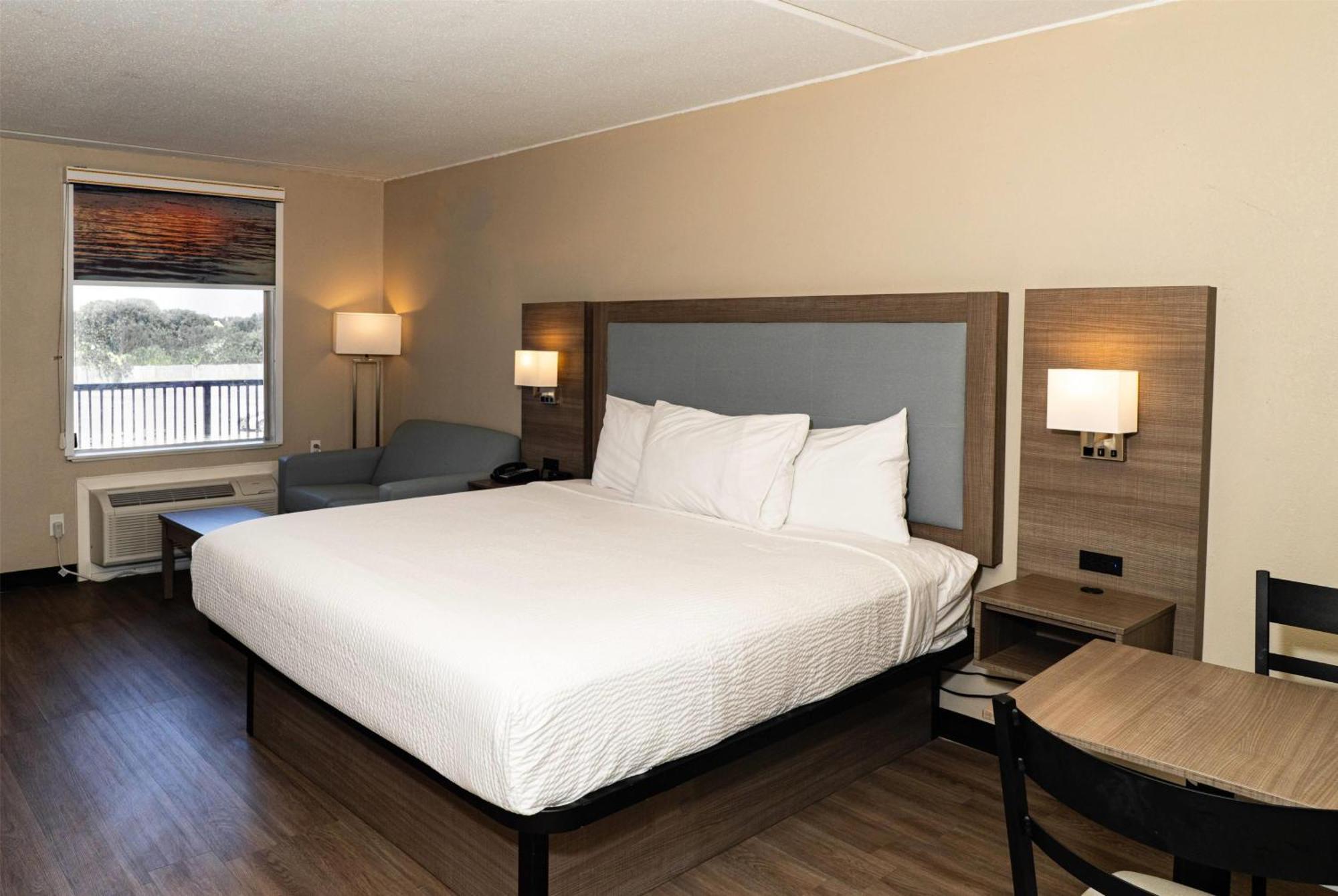 Baymont By Wyndham Corpus Christi Airport Hotel Exterior foto