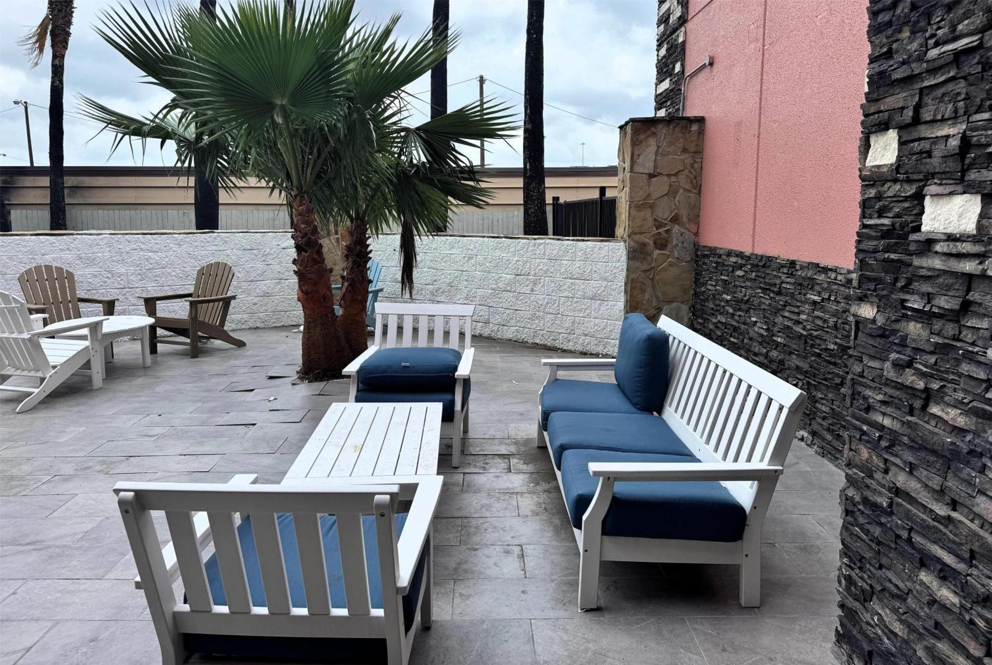 Baymont By Wyndham Corpus Christi Airport Hotel Exterior foto